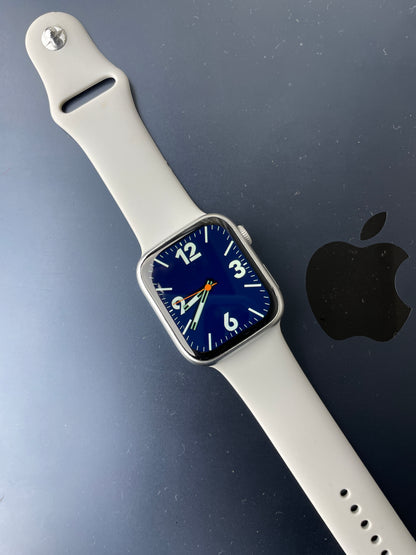 Y1 Smart Watch (3M Warranty)