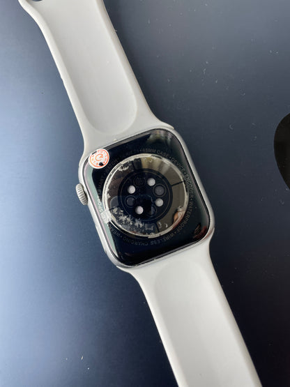 Y1 Smart Watch (3M Warranty)